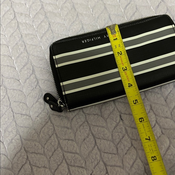 Tommy Hilfiger Black and Gray Striped Crossbody and Wallet - Picture 13 of 14